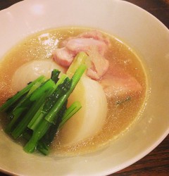 10784812_896601693685306_1122504827_n