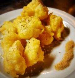 カリフラワーのチーズフリット