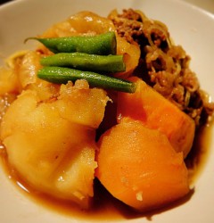 「具だくさん肉じゃが」！