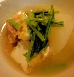 塩豚と厚揚げ、かぶの煮物