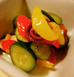 タコと彩り野菜のマリネ