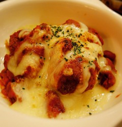 肉だんごのチリビーンズはチーズ焼きもイイネ！