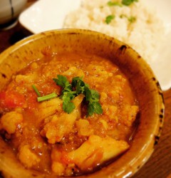 白身魚とカリフラワーのカレー！