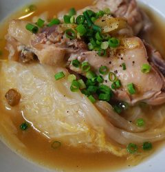 白菜と鶏手羽元のくたくた煮