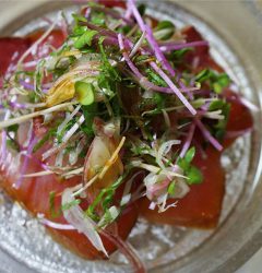 わらさのたまり醤油づけ（香味野菜添え）