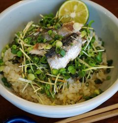 いわしのコンフィと香味野菜ごはん