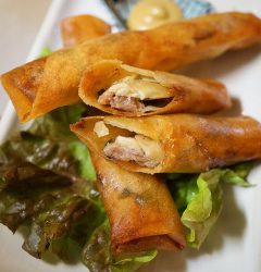 牡蠣の揚げ春巻