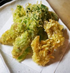山菜の天ぷら盛りあわせ